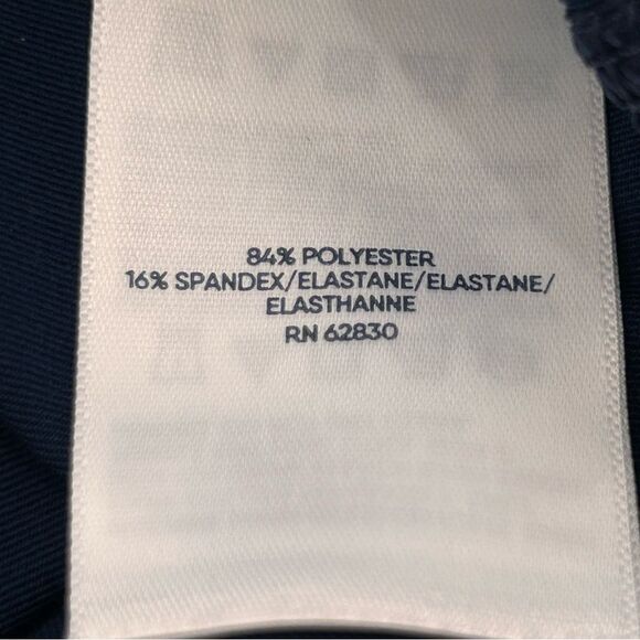 Lands End men’s size medium swim trunks and matching medium navy rashguard set - Picture 5 of 5